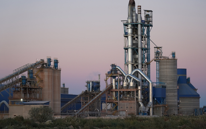 How Cement Enhances Fire Safety in High-Rise Buildings